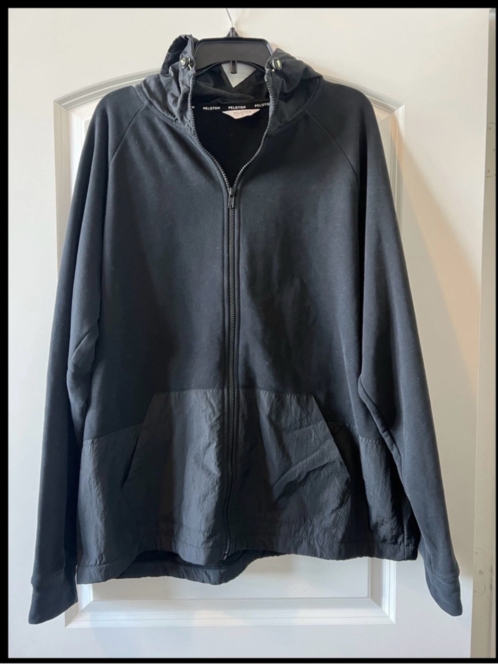 Peloton Black Hooded sweatshirt Windbreaker Jacket